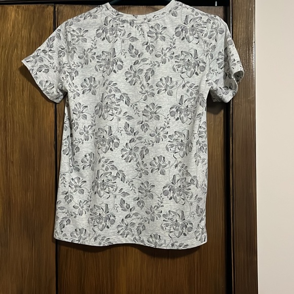 Ecothreads organic cotton floral t-shirt - Picture 3 of 7